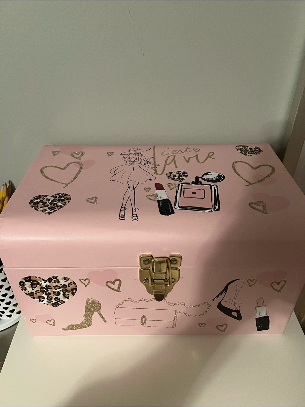 Pink Decorative Fashion-Themed Storage Box